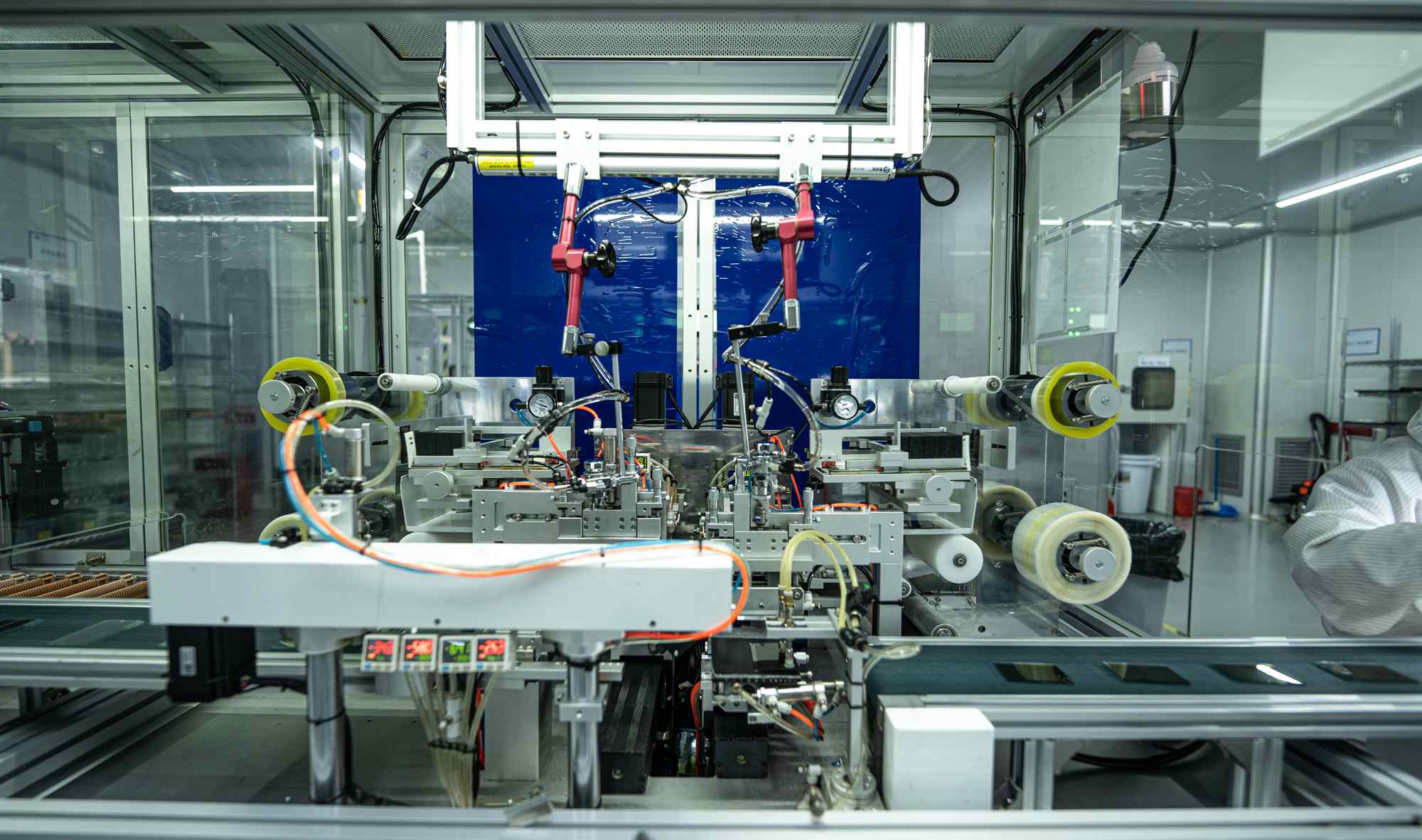 Pag -align ng katumpakan at pagpupulong ng cell: Pag -aaral ng mga proseso ng PI Coating at Rubbing sa paggawa ng LCD